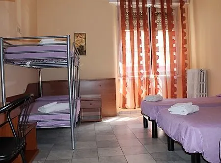Valley Hotel *
