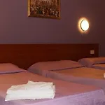 Hotel Valley *
